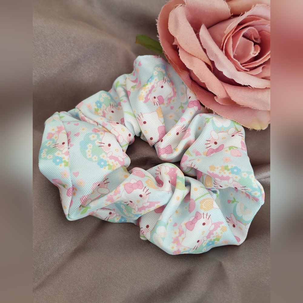 *FREE* Cute Hello Kitty Print Hair Scrunchie